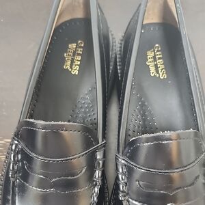 G.H. Bass & Co. Women's Shiny Black Weejuns Loafers
